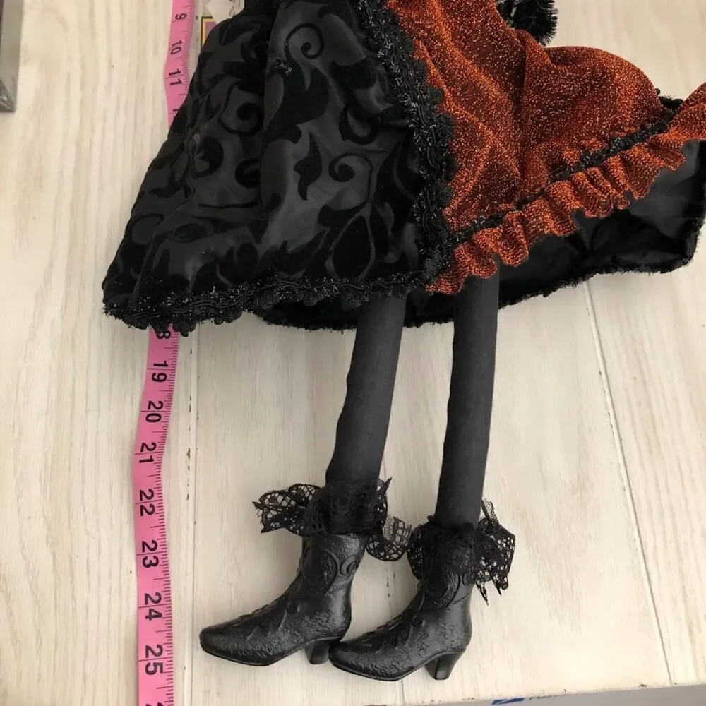 Wicked Witch Figurine Moonlight Manor With Tags Spiders Halloween Decor Haunted